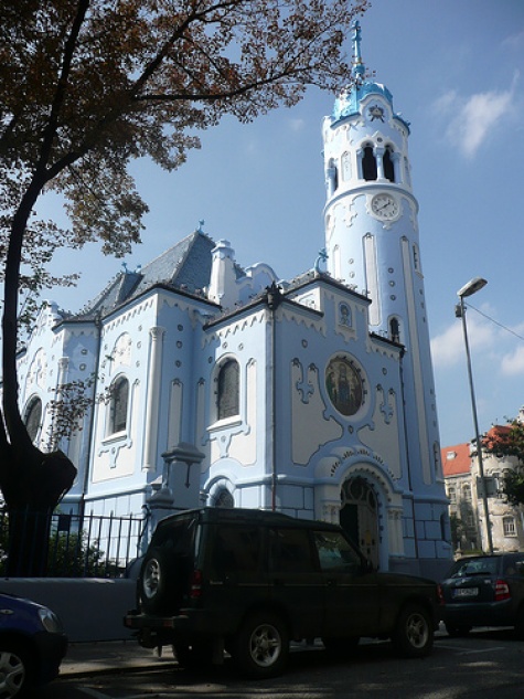 Modrý kostelík v Bratislavě Modrý kostelík v Bratislavě