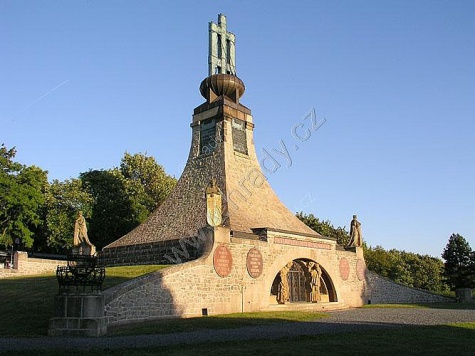 Mohyla míru Mohyla míru