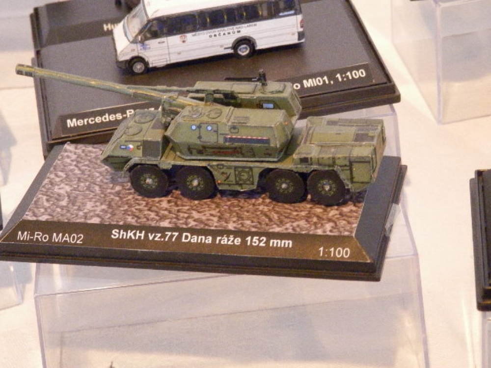 220557