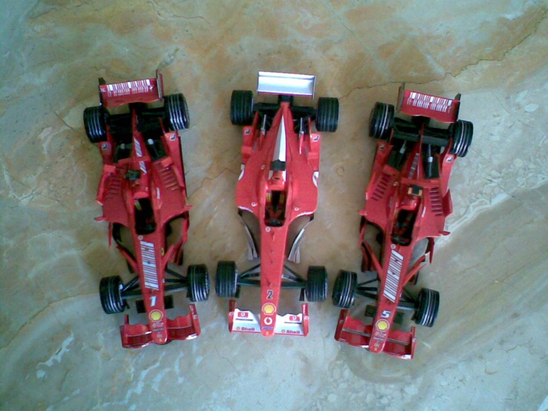 Galerie Formule 1 - Kimi (Plná velikost v novém okně) Galerie Formule 1 - Kimi