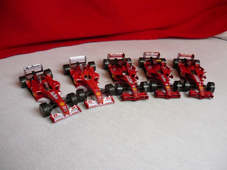Galerie Formule 1 - Kimi (Plná velikost v novém okně) Galerie Formule 1 - Kimi