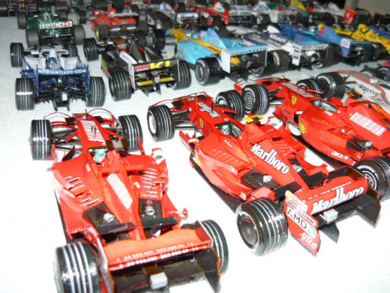 Galerie Formule 1 - Kimi (Plná velikost v novém okně) Galerie Formule 1 - Kimi