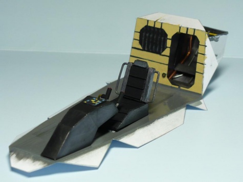 Moldy Crow / freemodel / 1:48 Moldy Crow / freemodel / 1:48