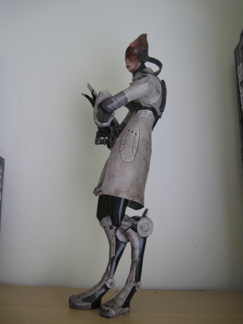 Mordin Solus (Plná velikost v novém okně) Mordin Solus