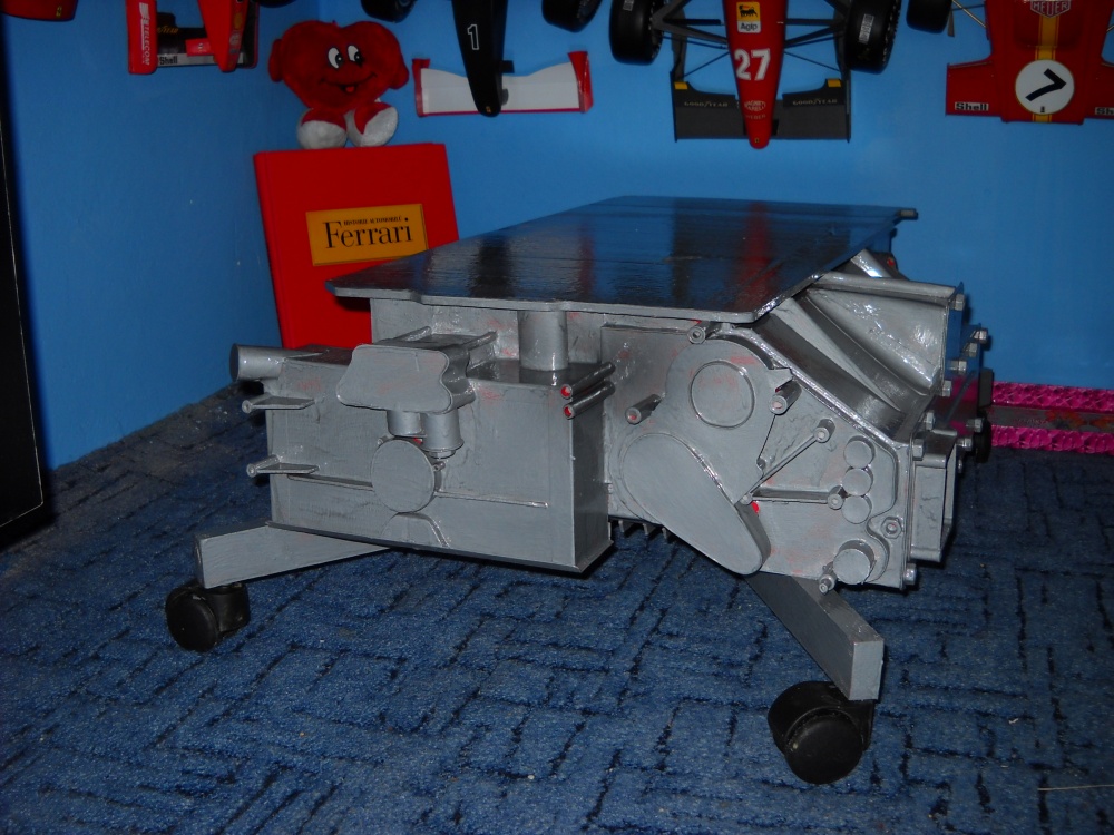 MOTOR Ferrari 512 BB