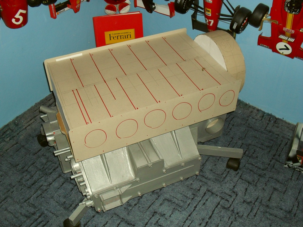 MOTOR Ferrari 512 BB (Pln� velikost v nov�m okn�) MOTOR Ferrari 512 BB