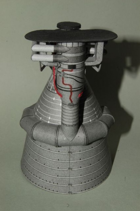 Motor prvního stupně rakety Saturn V - Rocketdyne F-1 Motor prvního stupně rakety Saturn V - Rocketdyne F-1
