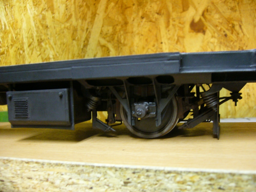 231059