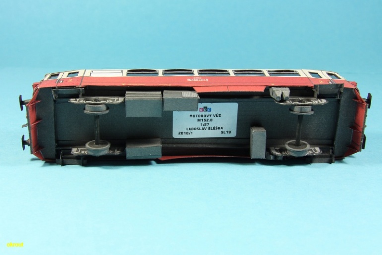 62907
