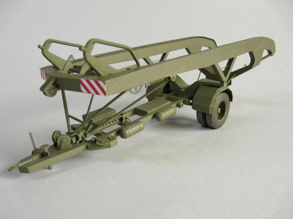 motorový člun MO-634 a podvozek SP-5 (Plná velikost v novém okně) motorový člun MO-634 a podvozek SP-5