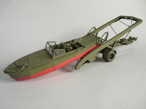motorový člun MO-634 a podvozek SP-5 motorový člun MO-634 a podvozek SP-5