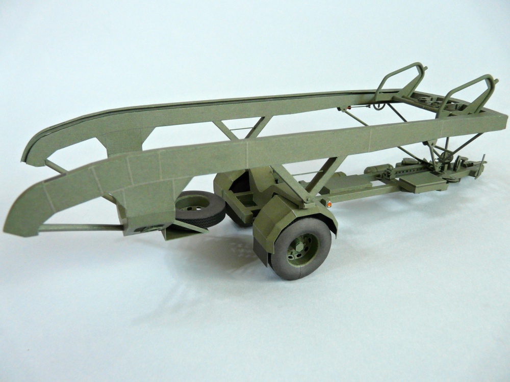 motorový člun MO-634 a podvozek SP-5 (Plná velikost v novém okně) motorový člun MO-634 a podvozek SP-5
