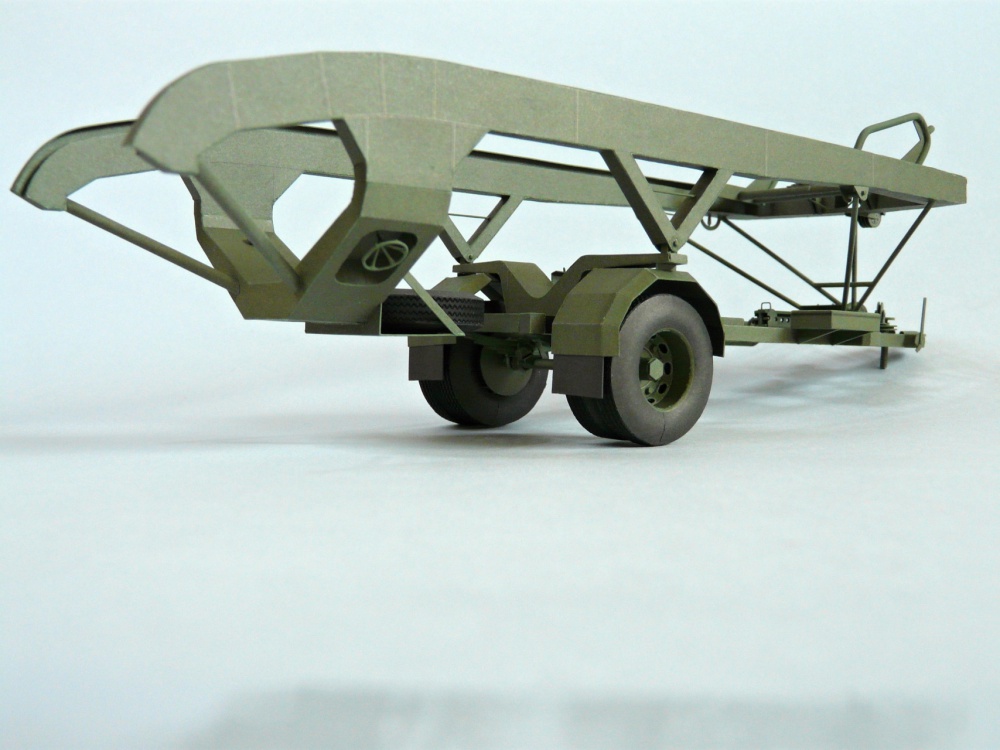 motorový člun MO-634 a podvozek SP-5 (Plná velikost v novém okně) motorový člun MO-634 a podvozek SP-5