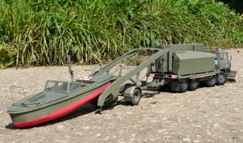 motorový člun MO-634 a podvozek SP-5 motorový člun MO-634 a podvozek SP-5