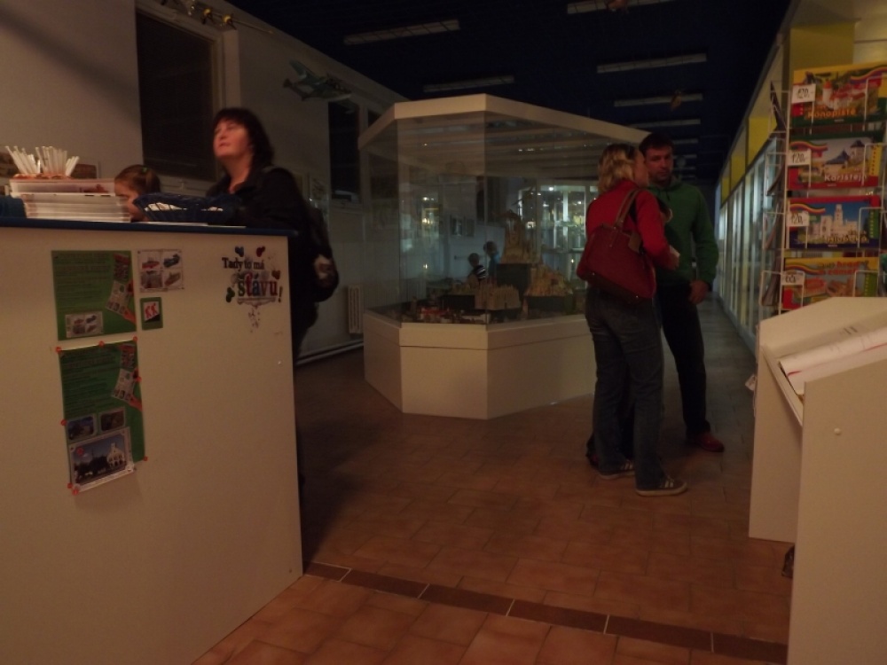 MPMPM - 2013_10_28 - no�n� prohl�dka 