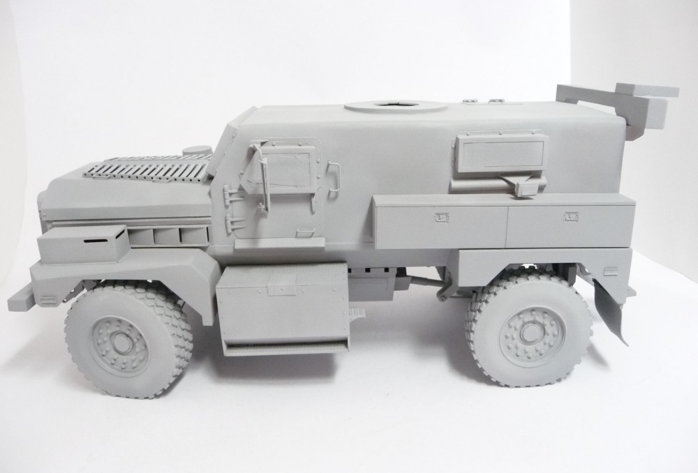 MRAP Cougar 4x4 (Plná velikost v novém okně) MRAP Cougar 4x4