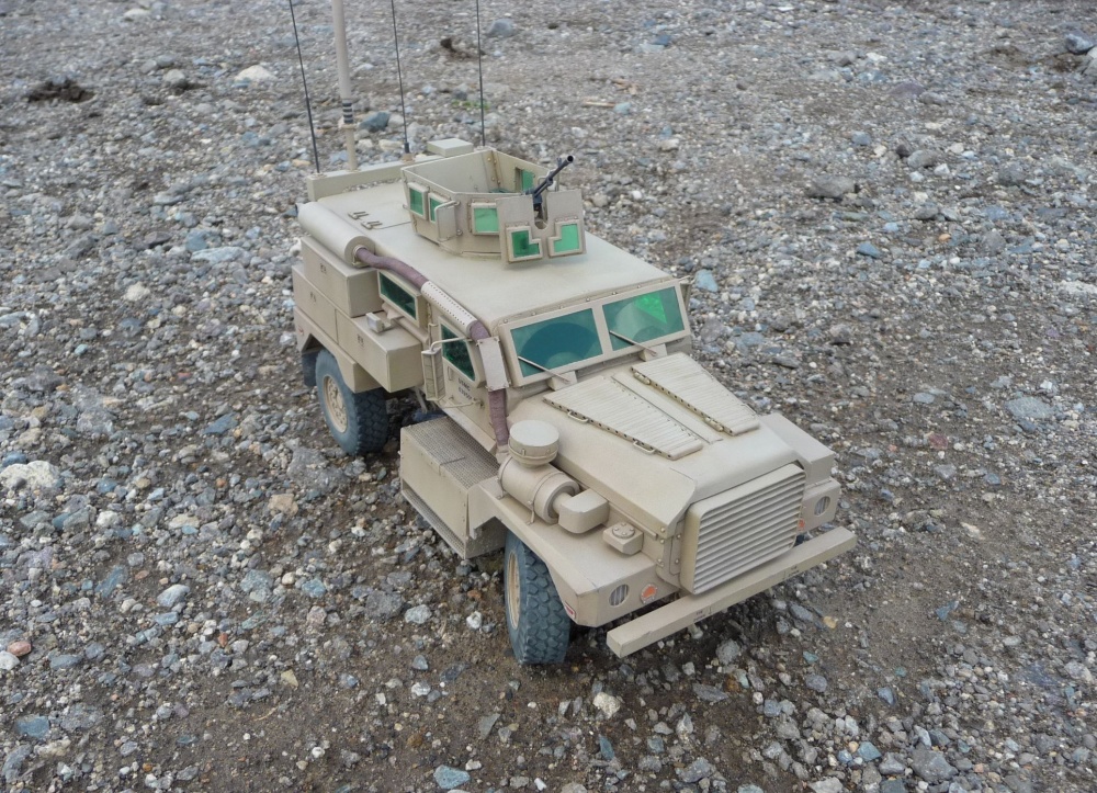 MRAP Cougar 4x4 (Pln� velikost v nov�m okn�) MRAP Cougar 4x4