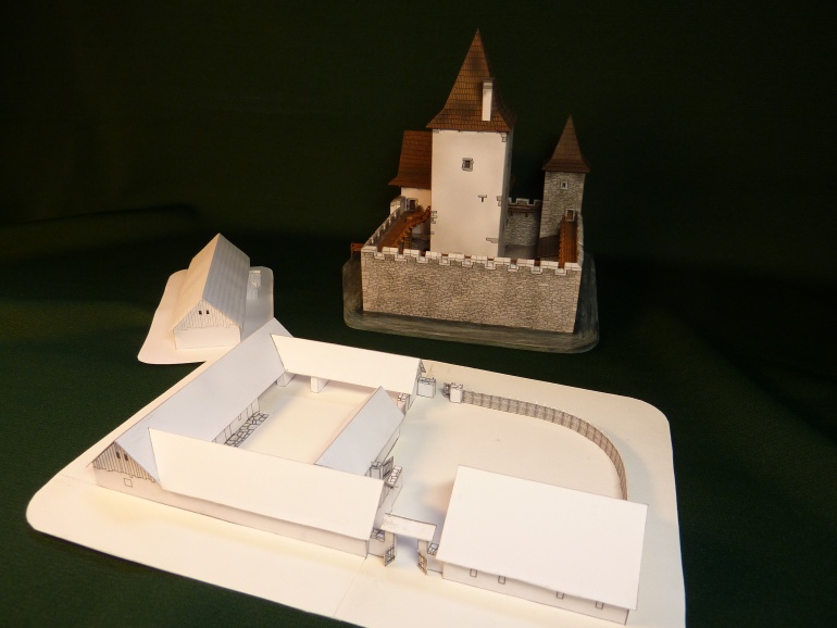 Mstěnice - hospodářský dvorec (Plná velikost v novém okně) Mstěnice - hospodářský dvorec