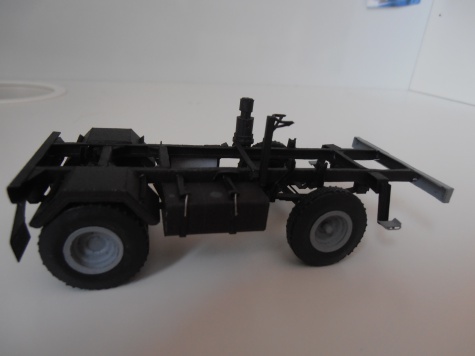 Multicar M25 - ramenov� nosi� kontejner�