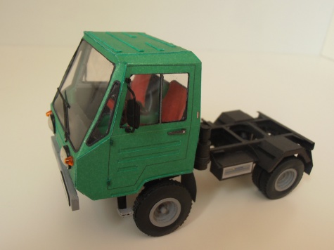 Multicar M25 - ramenov� nosi� kontejner�