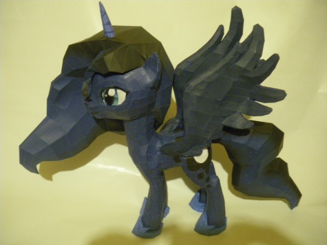 My Little Pony - Luna, Princess of the Night ! My Little Pony - Luna, Princess of the Night !
