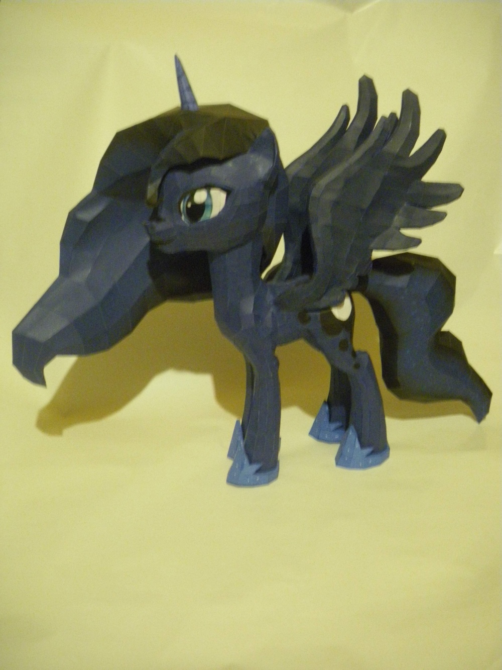 My Little Pony - Luna, Princess of the Night ! (Plná velikost v novém okně) My Little Pony - Luna, Princess of the Night !