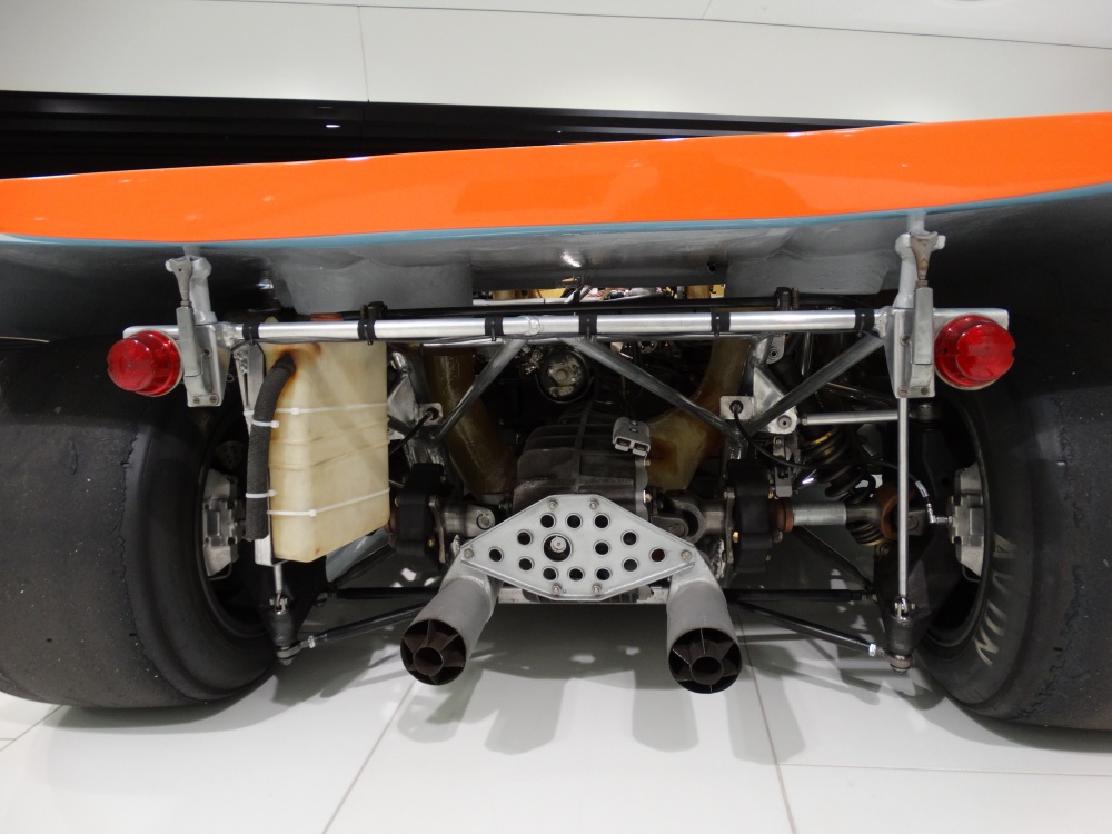 326940