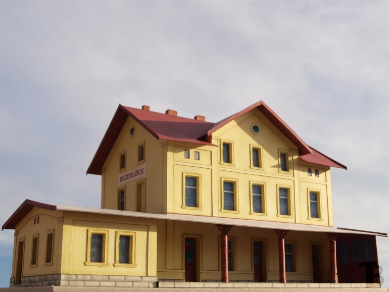 Nádraží Bezdružice (Plnďż˝ velikost v novďż˝m oknďż˝) Nádraží Bezdružice