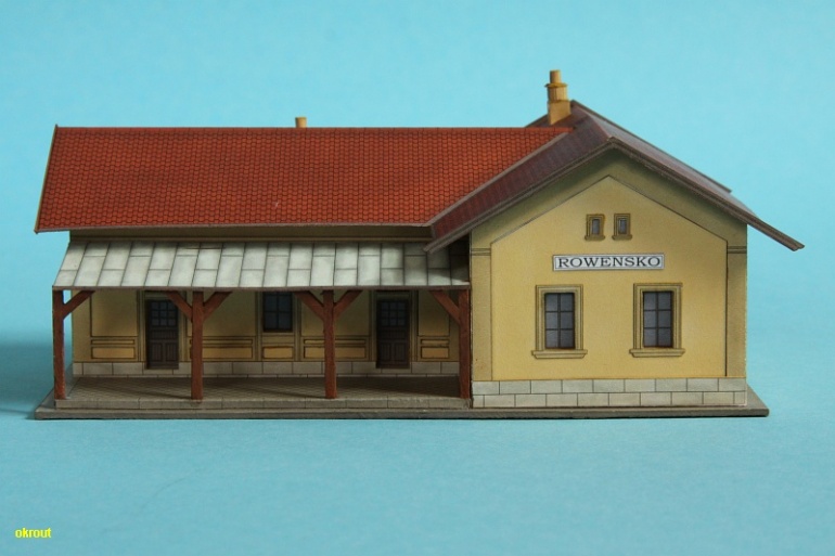 Nádraží Rovensko (Plnďż˝ velikost v novďż˝m oknďż˝) Nádraží Rovensko