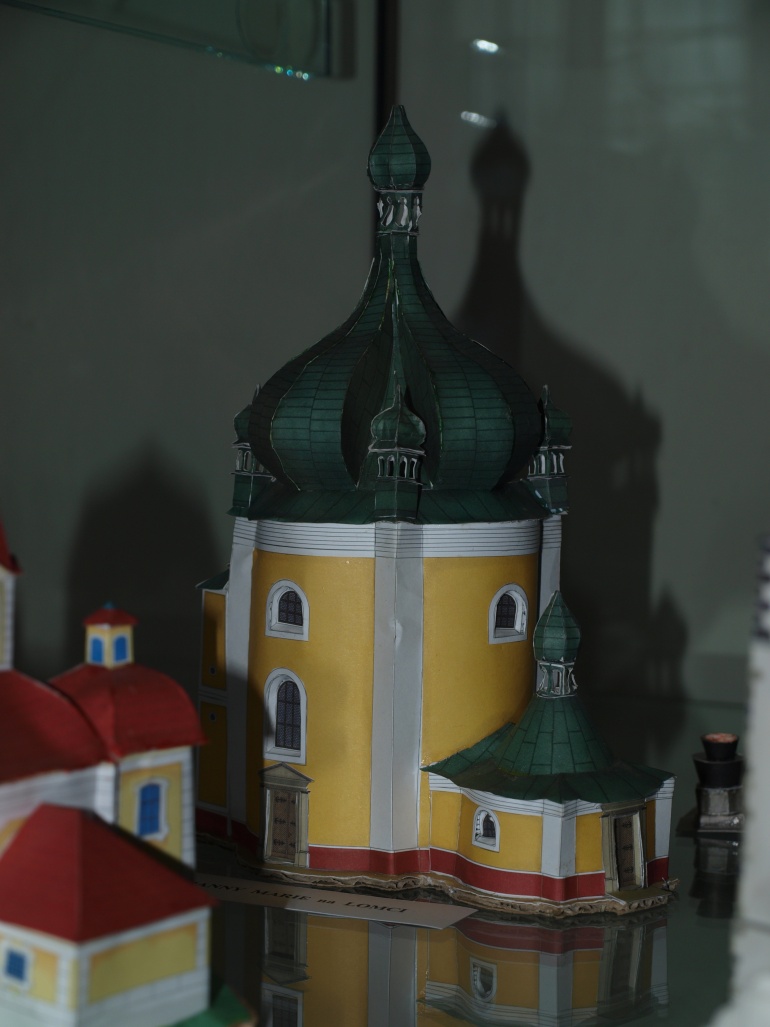 Nejzn�m�j�� modely hrad� a z�mk� �R - �ternberk