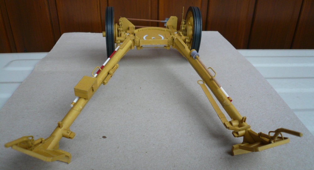 Německý polní kanón leFH 1840 ráže 105 mm (Plná velikost v novém okně) Německý polní kanón leFH 1840 ráže 105 mm