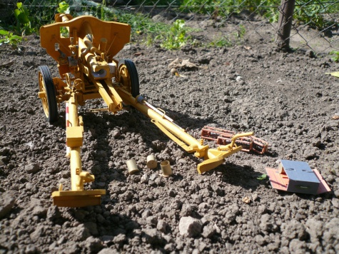 Německý polní kanón leFH 1840 ráže 105 mm Německý polní kanón leFH 1840 ráže 105 mm