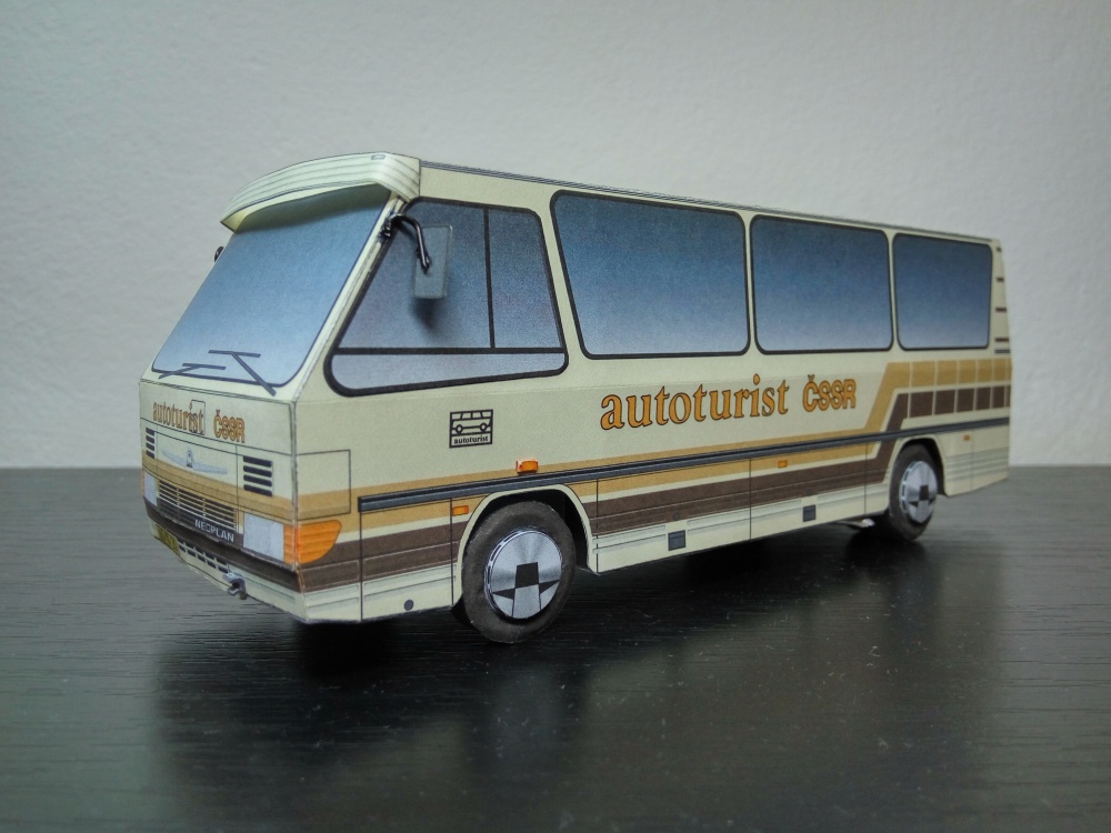 299525