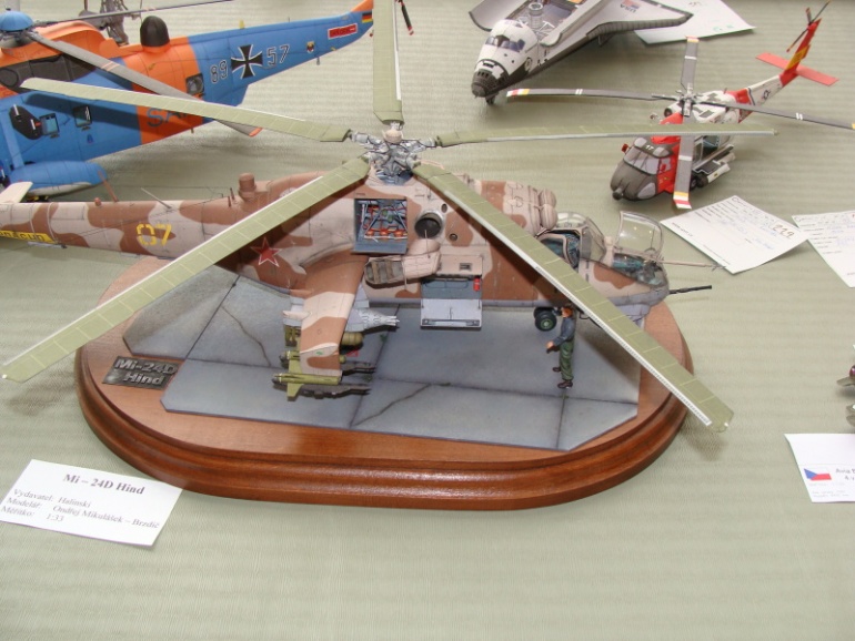 Neratovick� pap�r 2010