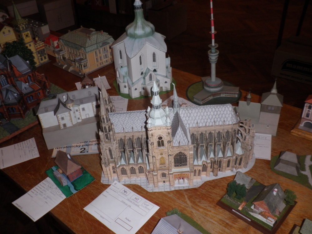 Neratovick� pap�r 2011