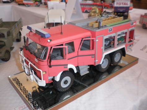 Neratovick� pap�r 2013
