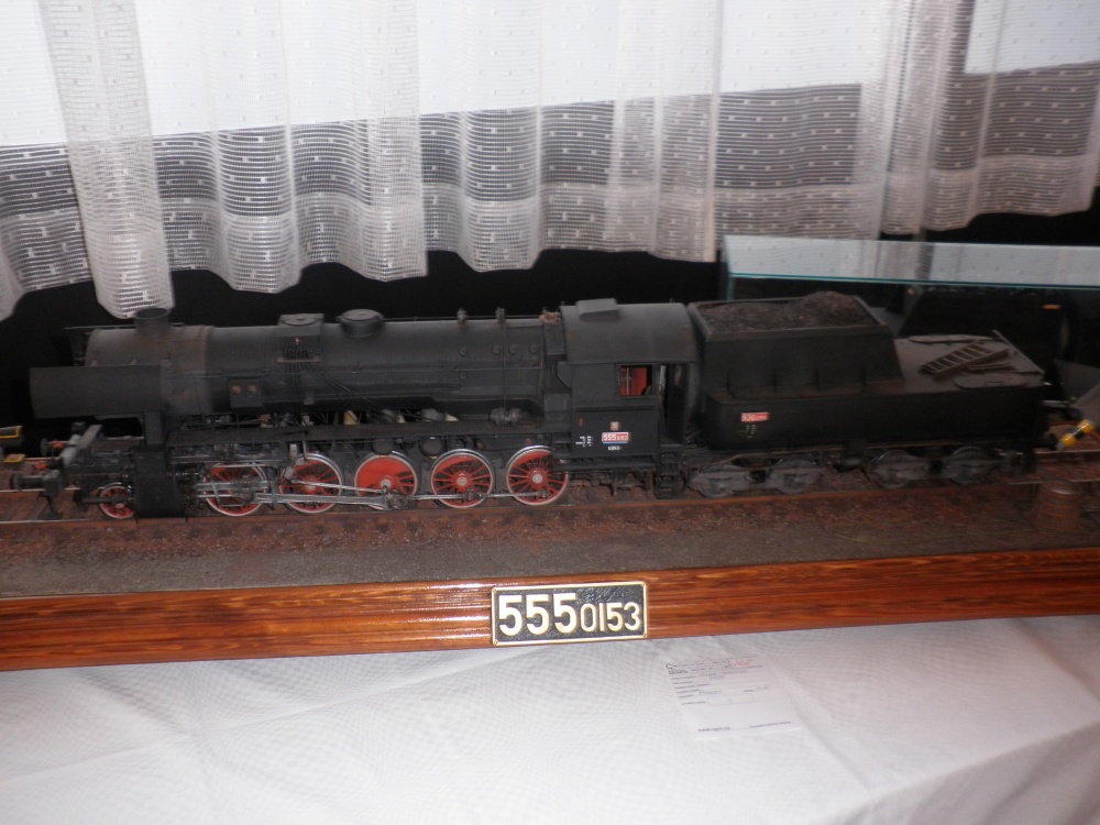 Neratovick� pap�r 2013