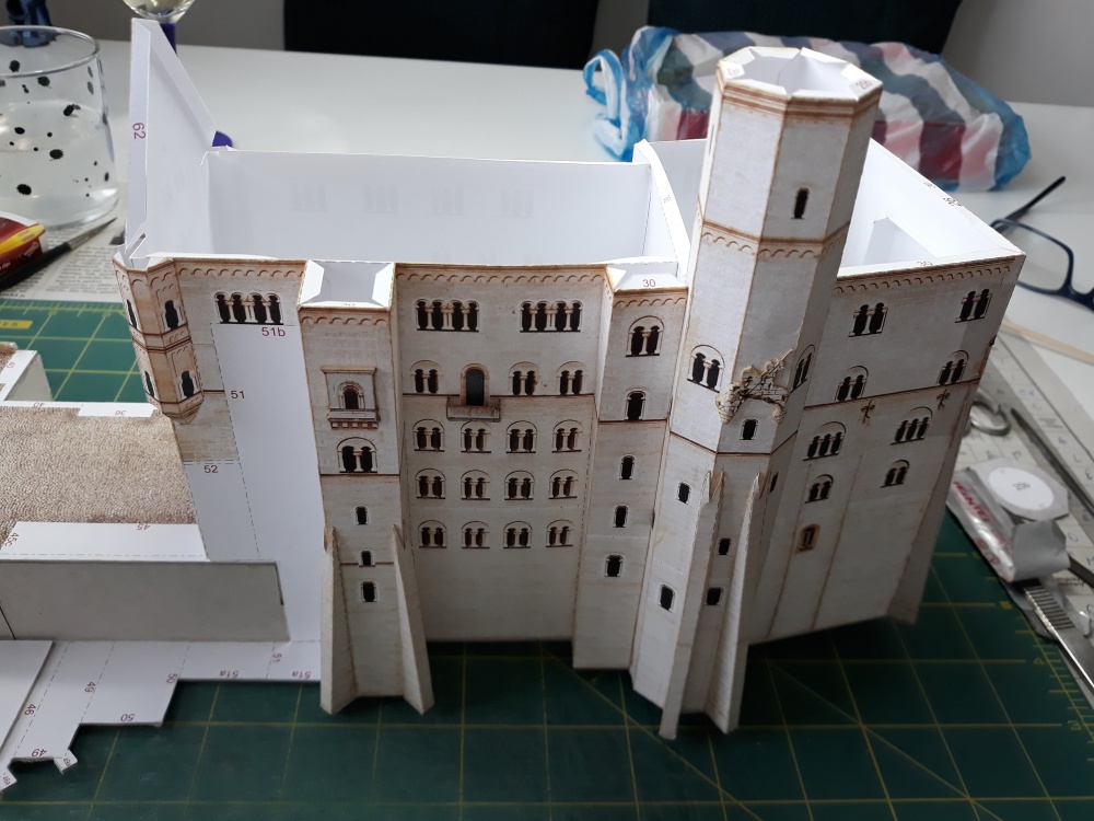 Neuschwanstein (Plná velikost v novém okně) Neuschwanstein