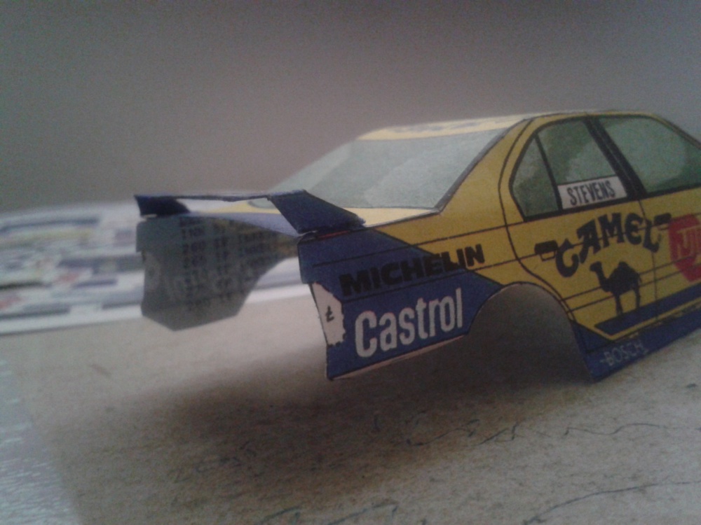 Nissan Primera (Plná velikost v novém okně) Nissan Primera