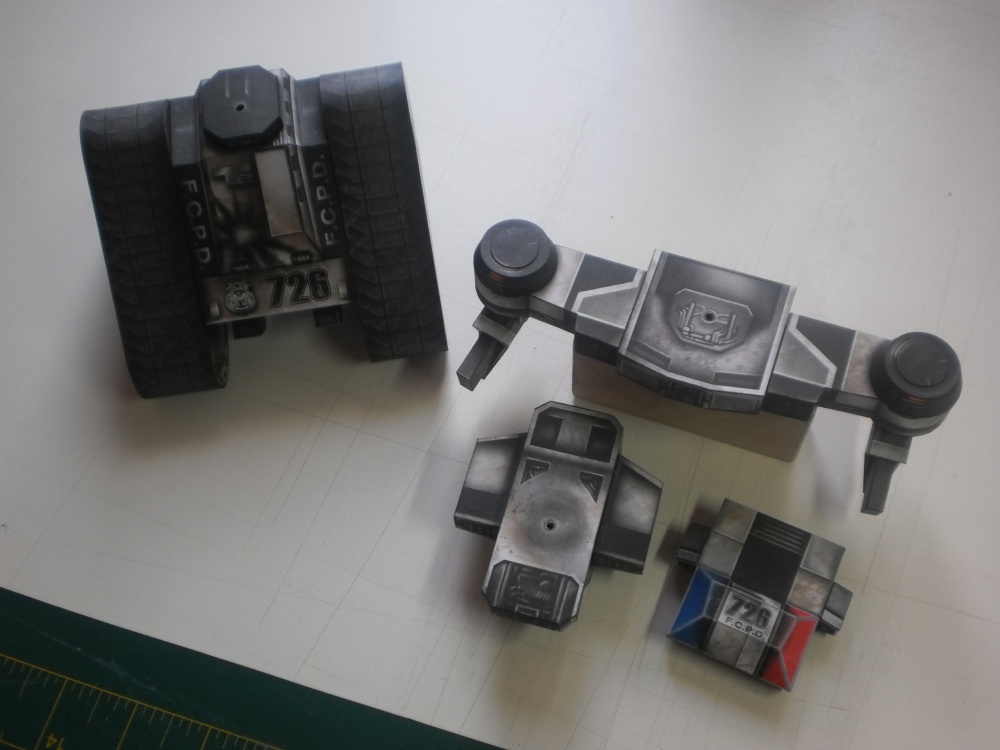 MECH POLICEJNÍ T2 (Plná velikost v novém okně) MECH POLICEJNÍ T2