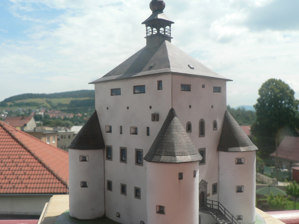 Nový zámok - Banská Štiavnica (Plná velikost v novém okně) Nový zámok - Banská Štiavnica