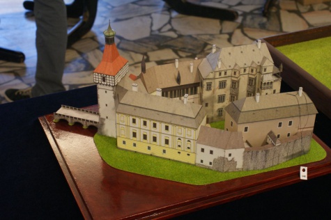 Nowy Tomy�l 2015