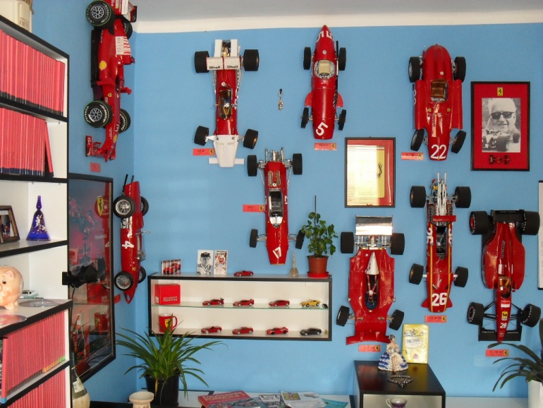 Piccolo Museo della Carta FERRARI - Karviná (Plná velikost v novém okně) Piccolo Museo della Carta FERRARI - Karviná