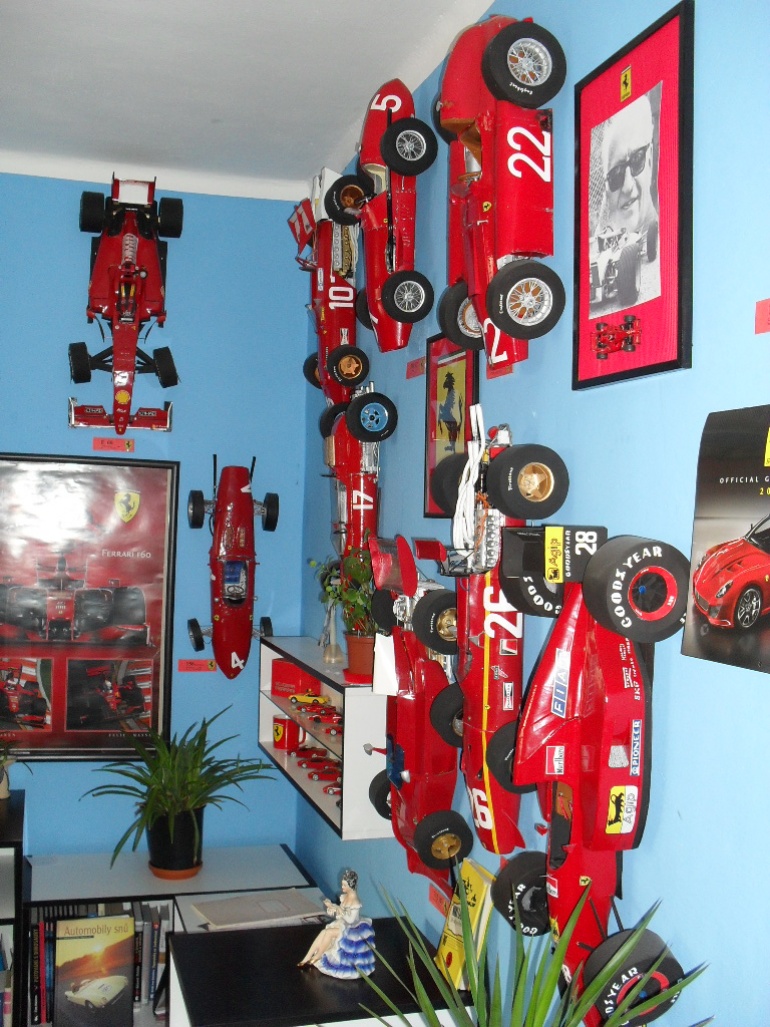 Piccolo Museo della Carta FERRARI - Karviná (Plná velikost v novém okně) Piccolo Museo della Carta FERRARI - Karviná