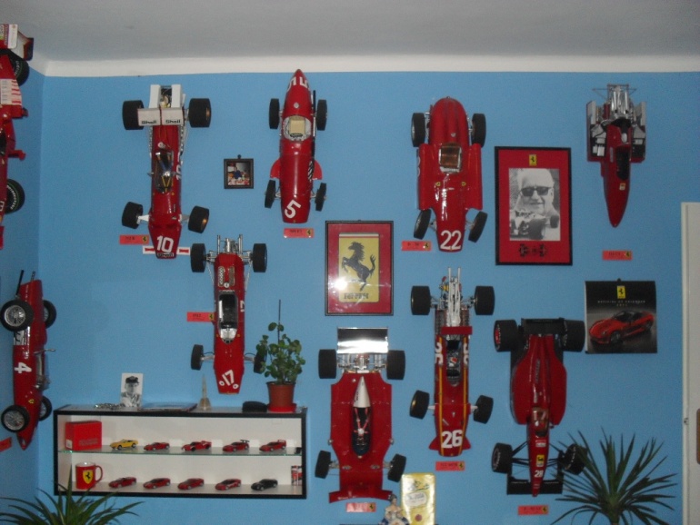 Piccolo Museo della Carta FERRARI - Karviná (Plná velikost v novém okně) Piccolo Museo della Carta FERRARI - Karviná