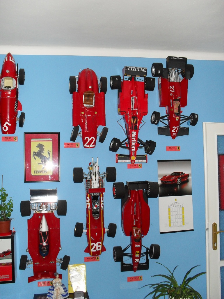 Piccolo Museo della Carta FERRARI - Karviná (Plná velikost v novém okně) Piccolo Museo della Carta FERRARI - Karviná