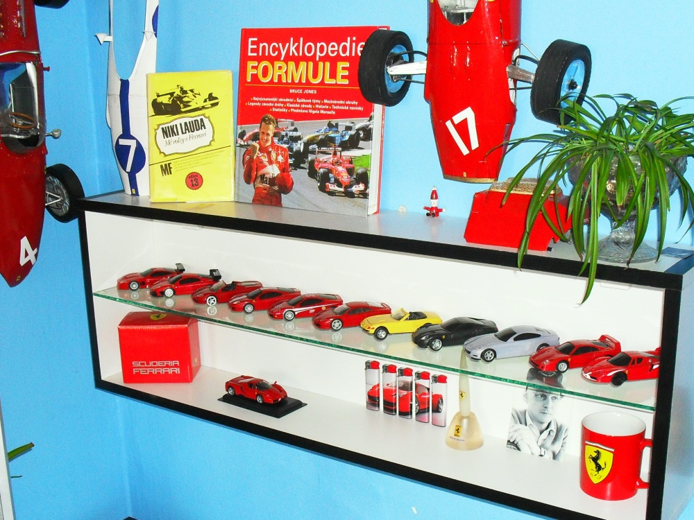 Piccolo Museo della Carta FERRARI - Karviná (Plná velikost v novém okně) Piccolo Museo della Carta FERRARI - Karviná