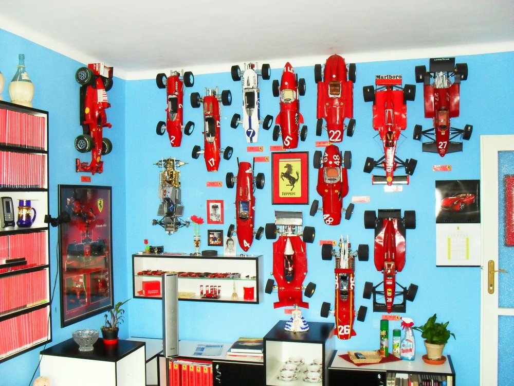 Piccolo Museo della Carta FERRARI - Karviná (Plná velikost v novém okně) Piccolo Museo della Carta FERRARI - Karviná