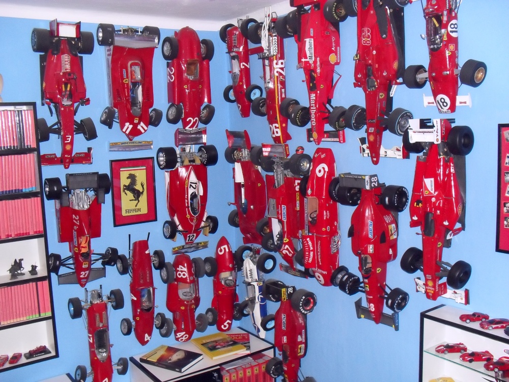 Piccolo Museo della Carta FERRARI - Karviná (Plná velikost v novém okně) Piccolo Museo della Carta FERRARI - Karviná