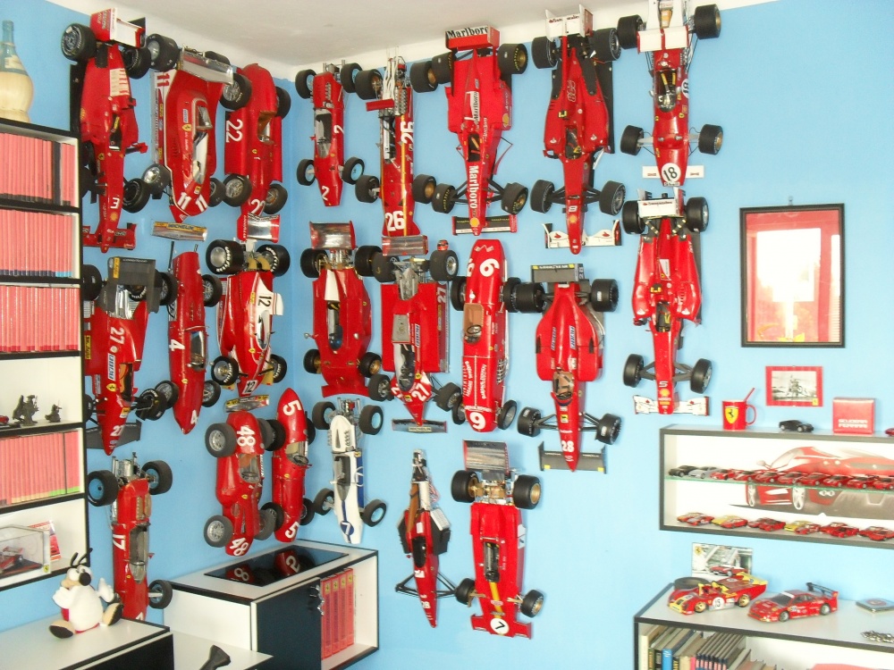 Piccolo Museo della Carta FERRARI - Karviná (Plná velikost v novém okně) Piccolo Museo della Carta FERRARI - Karviná